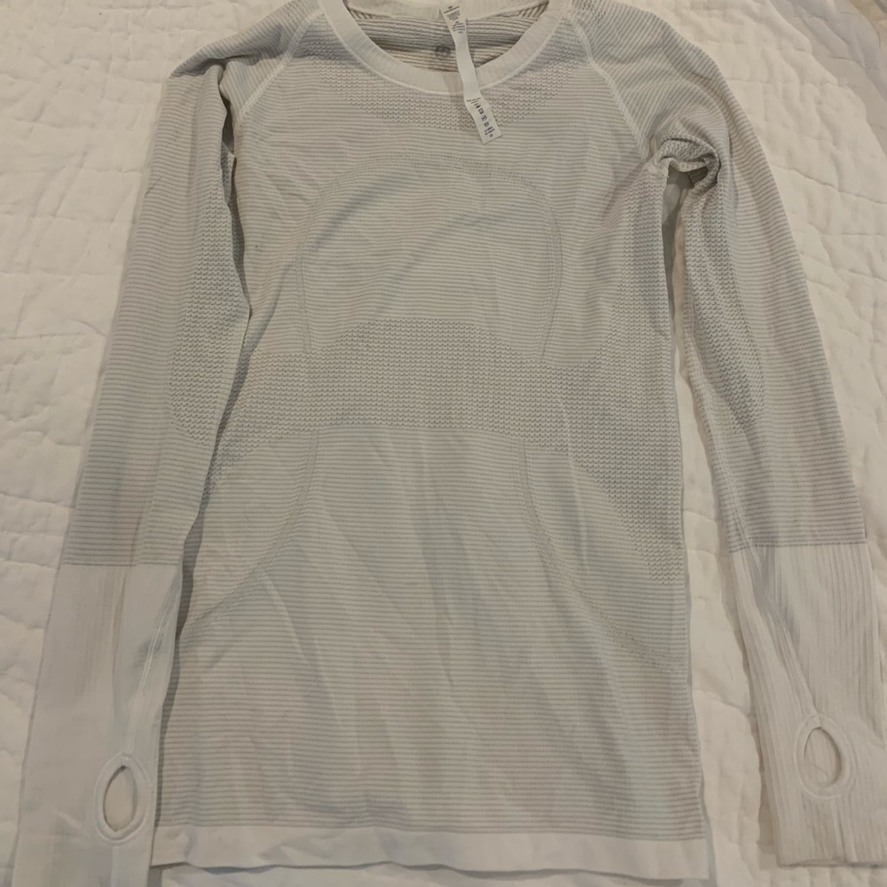 Lululemon Swiftly Tech Long Sleeve Shirt white, 6